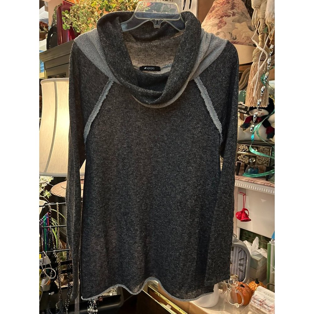 Ladies Large 42pops Cowl neck Tunic Sweater